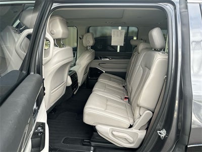 2022 Jeep Wagoneer Series III