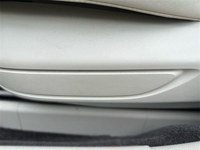 2017 Lincoln Continental Select