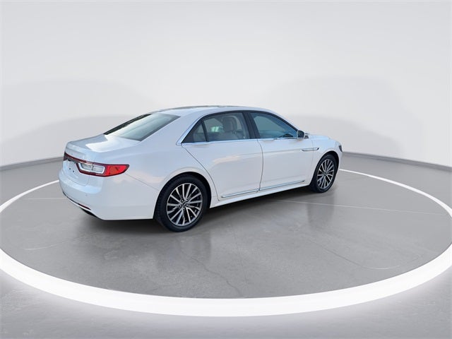 2017 Lincoln Continental Select