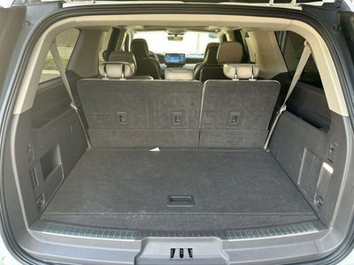 2023 Lincoln Navigator L Reserve