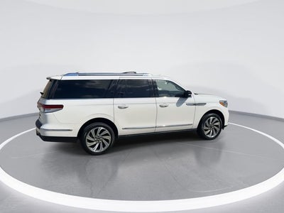 2023 Lincoln Navigator L Reserve