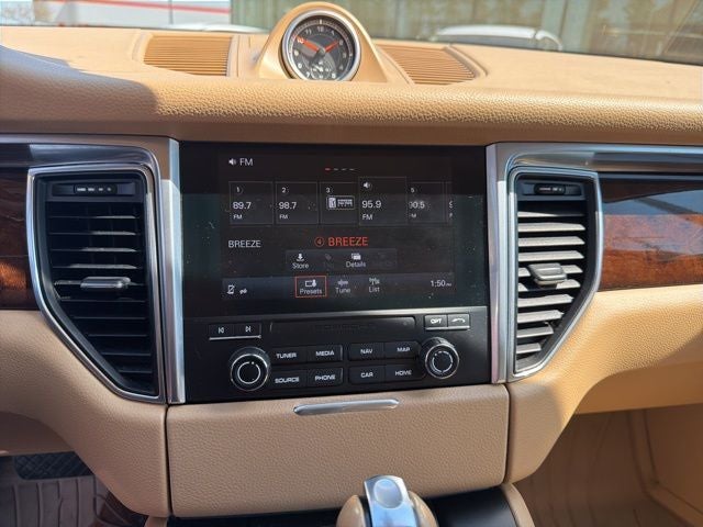 2017 Porsche Macan Base