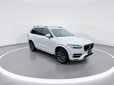2017 Volvo XC90 T6 Momentum