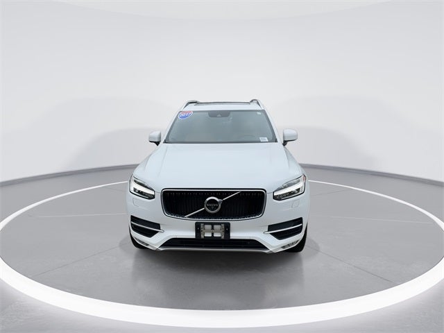 2017 Volvo XC90 T6 Momentum