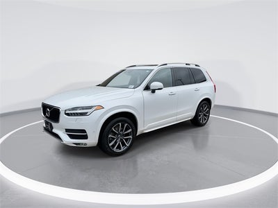 2017 Volvo XC90 T6 Momentum