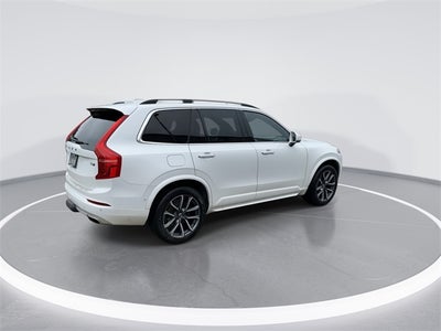 2017 Volvo XC90 T6 Momentum