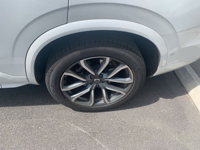 2018 Volvo XC90 T6 Momentum
