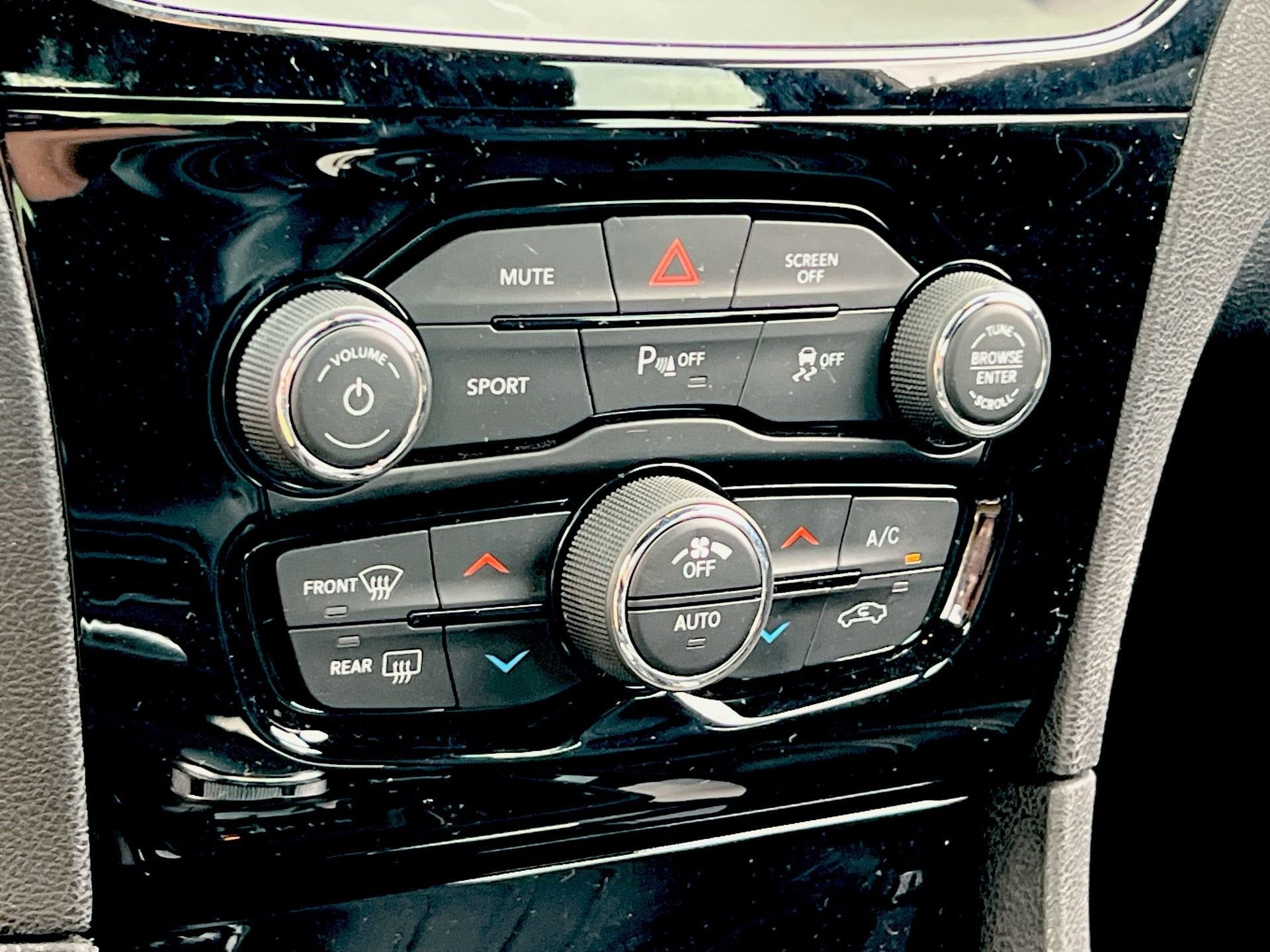 2023 Chrysler 300 300S