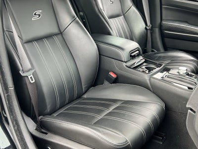 2023 Chrysler 300 300S