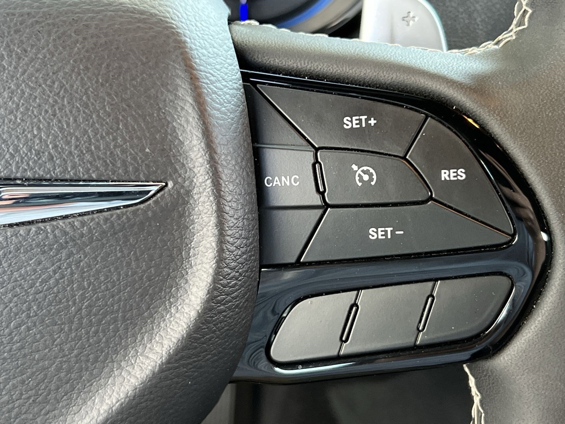 2023 Chrysler 300 300S