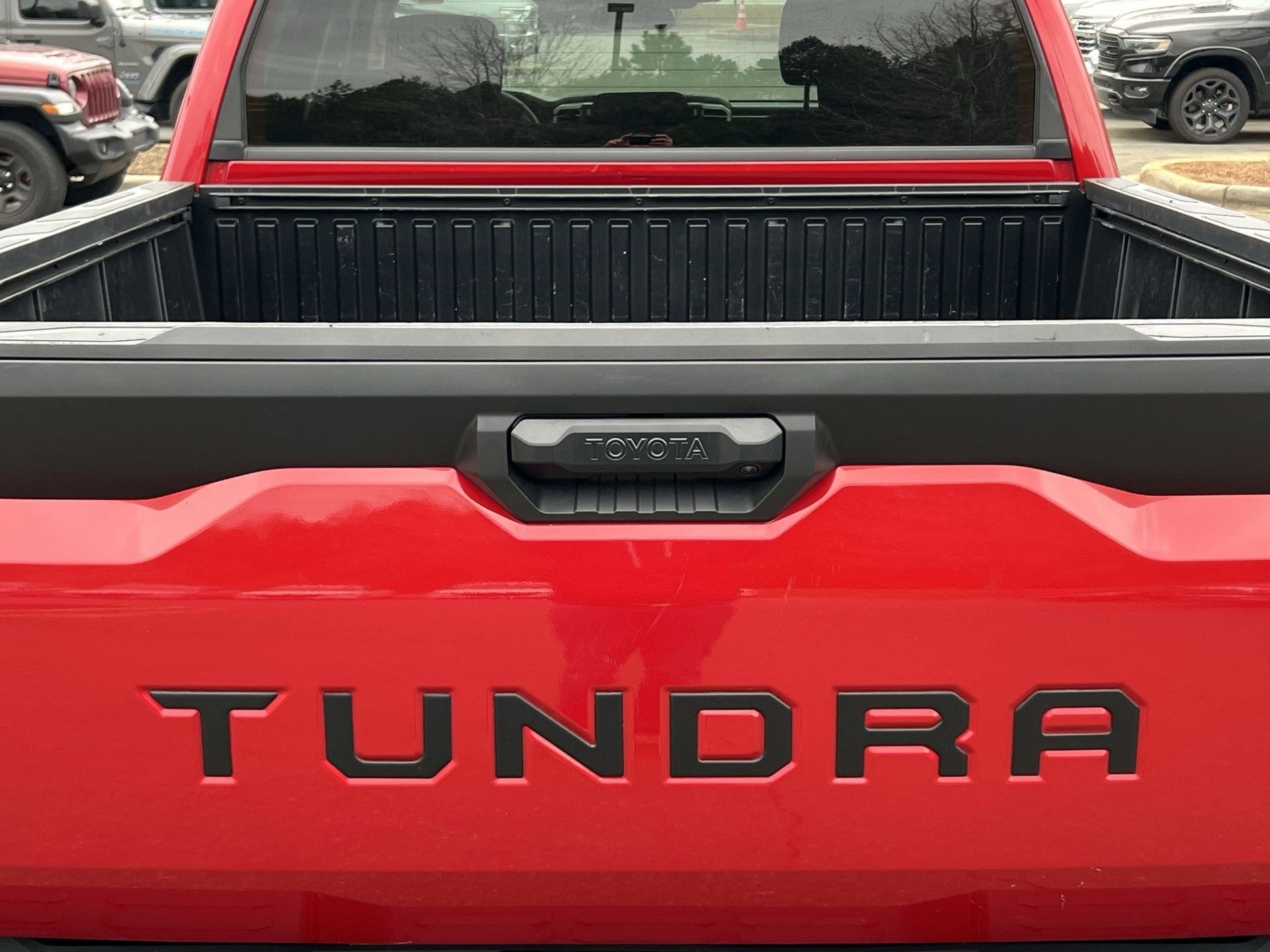 2022 Toyota Tundra 4WD SR5