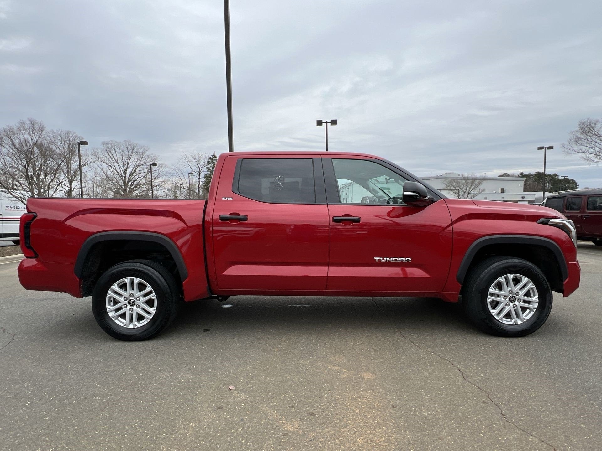 2022 Toyota Tundra 4WD SR5