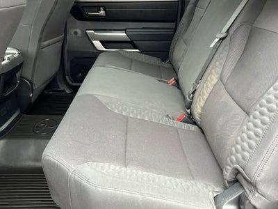 2022 Toyota Tundra 4WD SR5