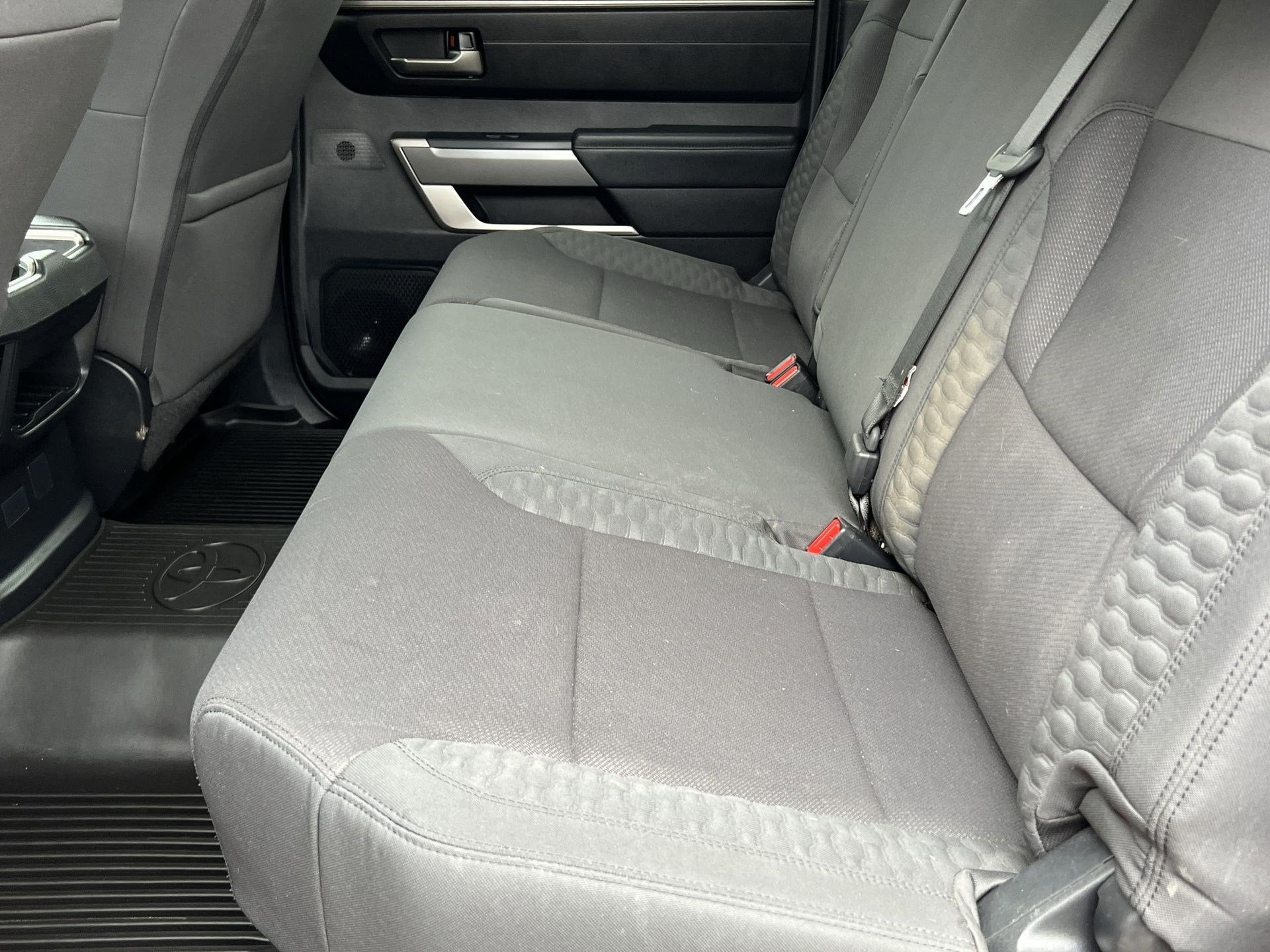 2022 Toyota Tundra 4WD SR5