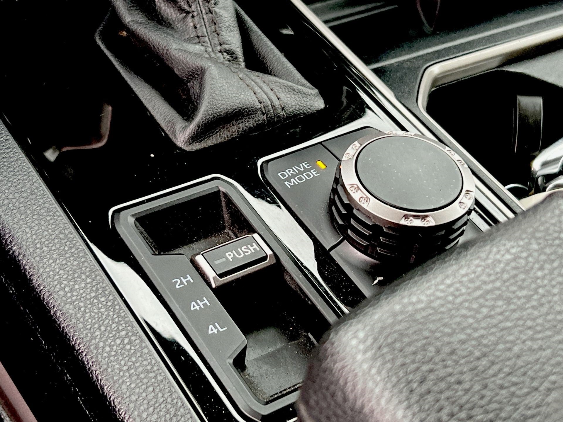 2022 Toyota Tundra 4WD SR5