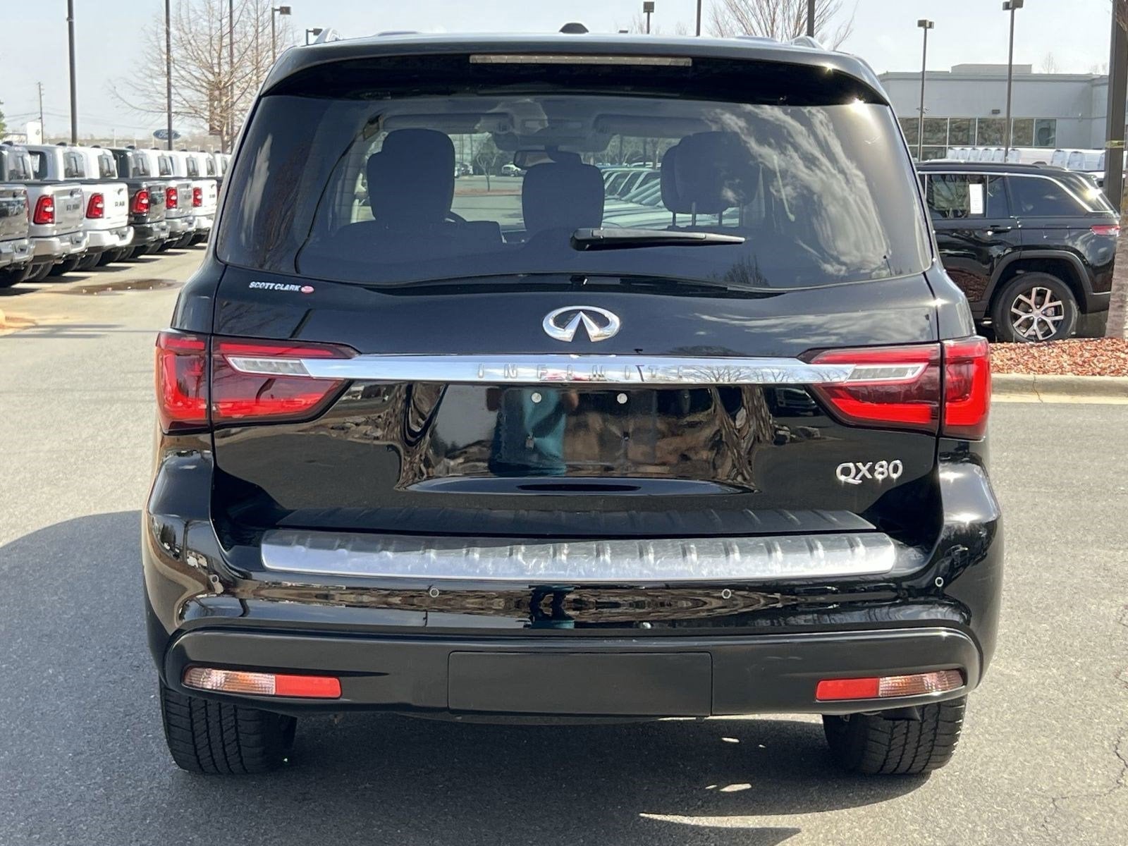 2018 INFINITI QX80 Base