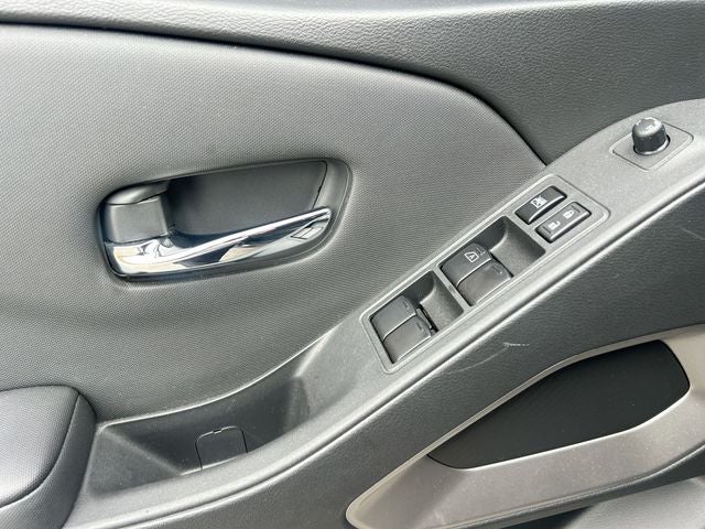 2024 Nissan Frontier SL