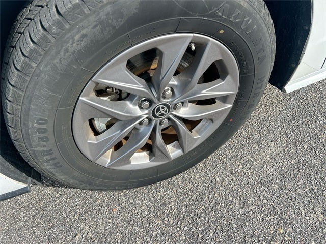 2024 Toyota Sienna LE 8 Passenger