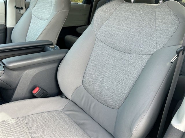 2024 Toyota Sienna LE 8 Passenger