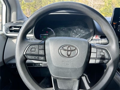 2024 Toyota Sienna LE 8 Passenger