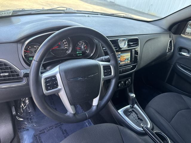 2014 Chrysler 200 Touring
