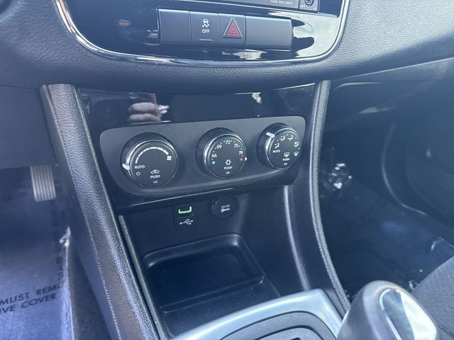 2014 Chrysler 200 Touring