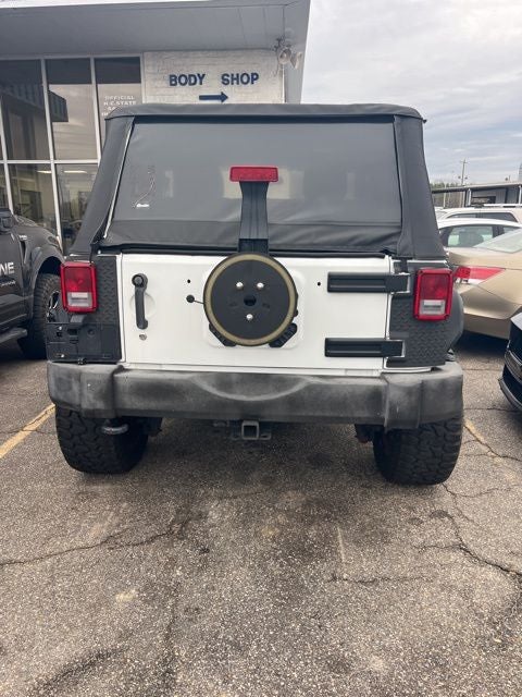 2017 Jeep Wrangler Willys Wheeler