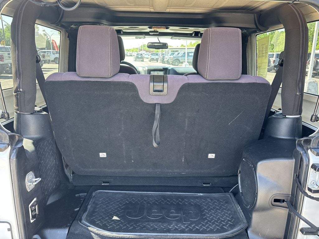 2013 Jeep Wrangler Sahara