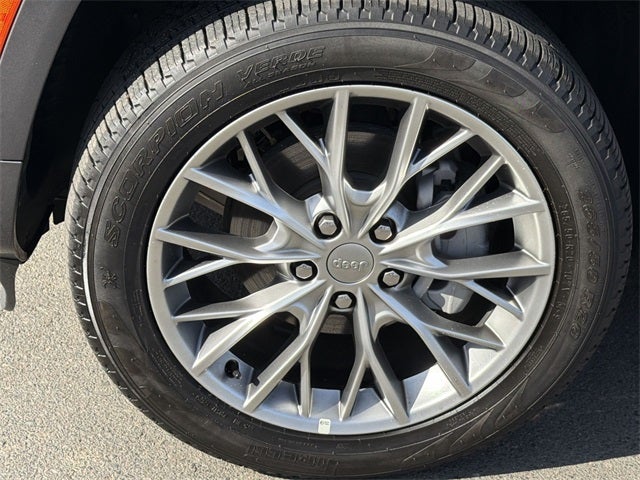 2025 Jeep Grand Cherokee Summit