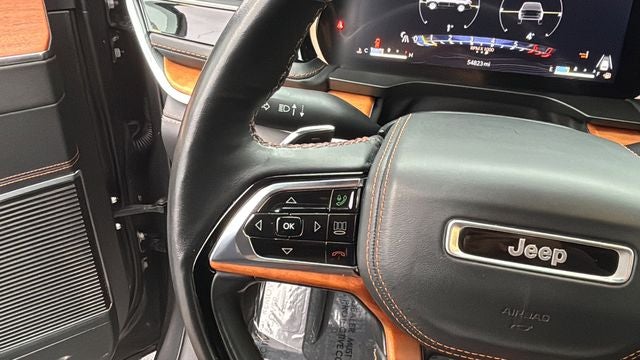 2022 Jeep Grand Cherokee Summit