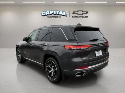 2022 Jeep Grand Cherokee Summit