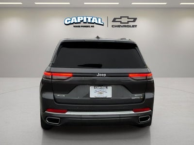 2022 Jeep Grand Cherokee Summit
