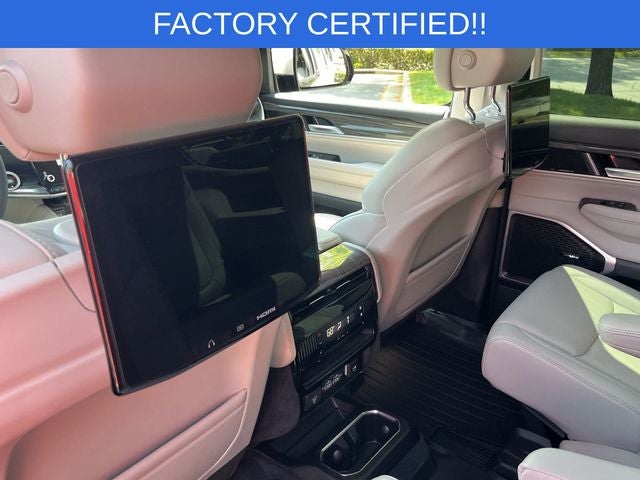 2022 Jeep Wagoneer Series III