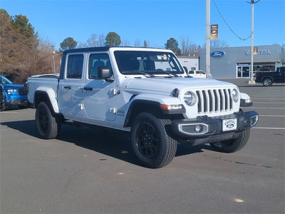 2023 Jeep Gladiator Overland