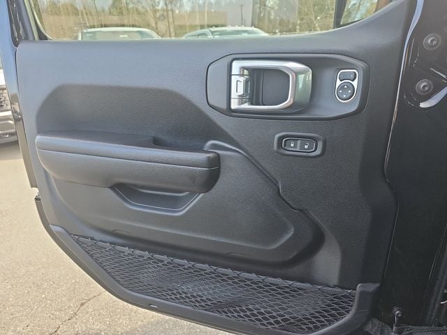 2021 Jeep Gladiator Willys