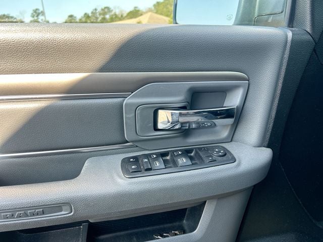 2018 RAM 1500 SLT