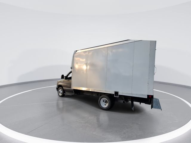 2023 Ford E-350SD BOX VAN W/ RAMP Cutaway