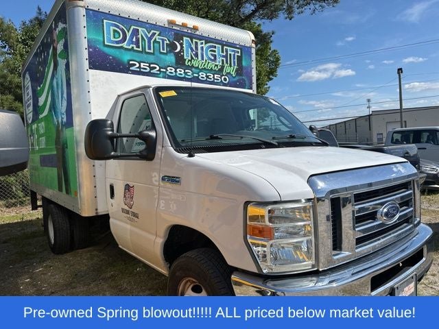 2017 Ford E-350SD XL Cutaway Box Van