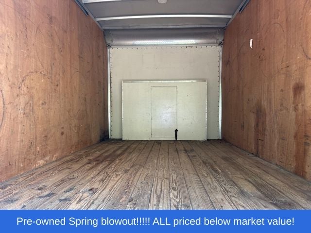 2017 Ford E-350SD XL Cutaway Box Van