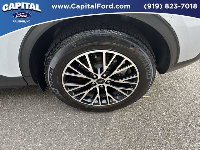 2025 Ford Escape Plug-In Hybrid Base