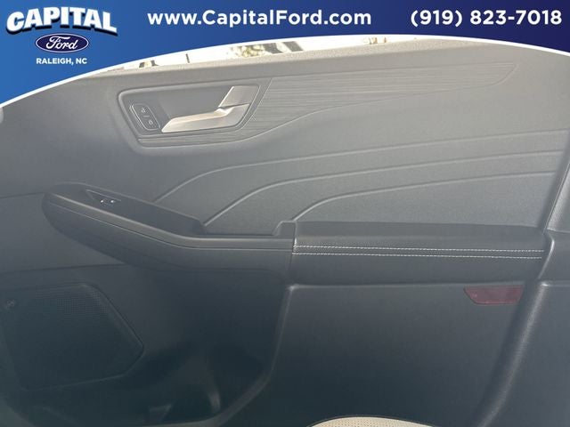 2025 Ford Escape Plug-In Hybrid Base