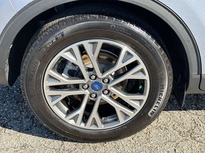 2022 Ford Escape SEL