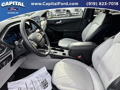 2025 Ford Escape Hybrid Platinum