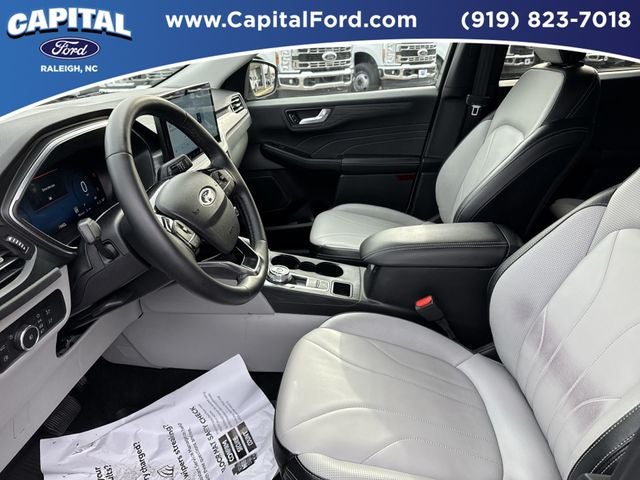2025 Ford Escape Hybrid Platinum