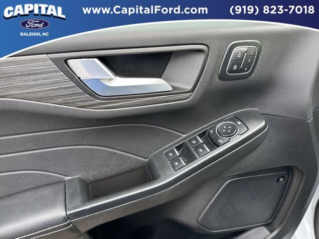 2025 Ford Escape Hybrid Platinum