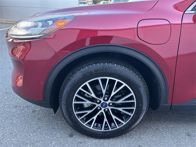 2022 Ford Escape Plug-In Hybrid Titanium