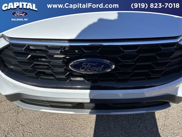 2025 Ford Escape Hybrid ST-Line Select