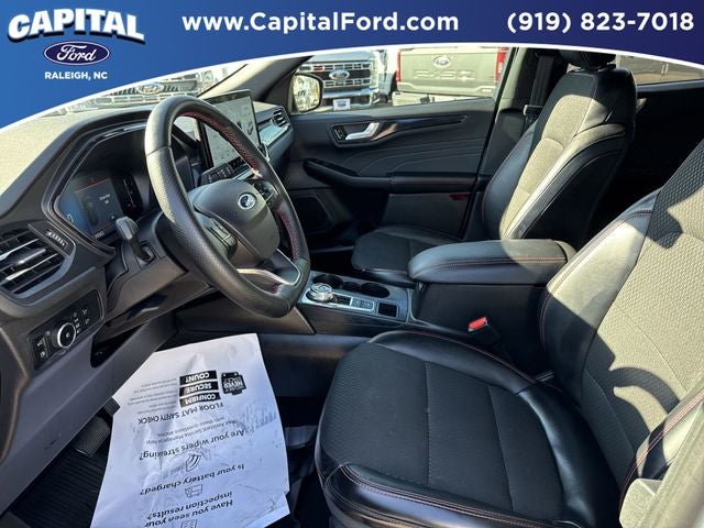 2025 Ford Escape Hybrid ST-Line Select