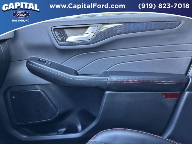 2025 Ford Escape Hybrid ST-Line Select