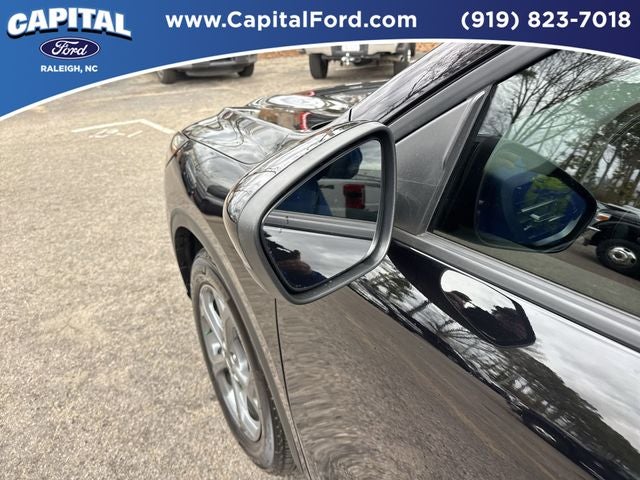 2025 Ford Escape Hybrid ST-Line Select